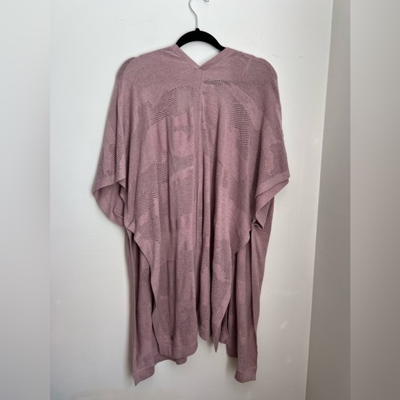 Lululemon Find Your Light Wrap NWT Pink OS - Picture 9 of 10